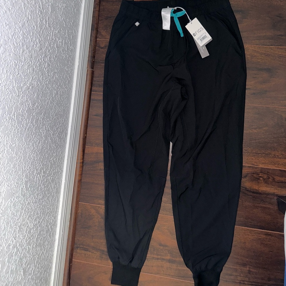 Figs Black Scrub Top Pants NEW WITH TAGS